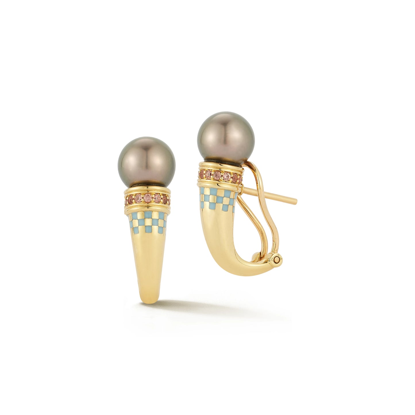 WHIT EARRING 18k GOLD